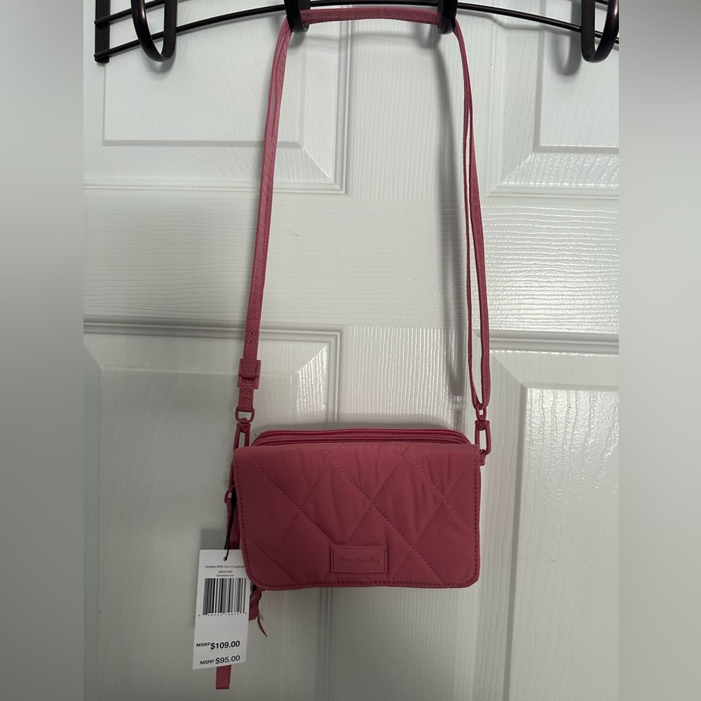 Vera Bradley Ultralight 3-in-1 crossbody NWT “Strawberry Ice”